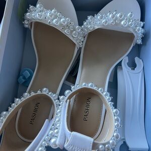 Pashion Footwear White Pearl Embellished Sandals